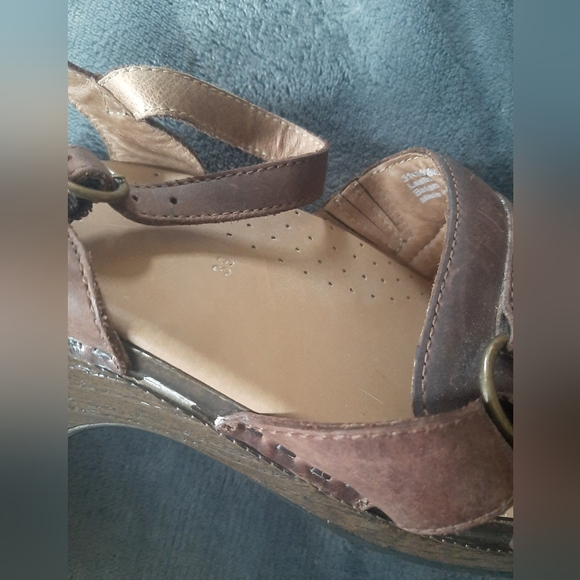 Dansko Brown Leather Sandals - Picture 2 of 6